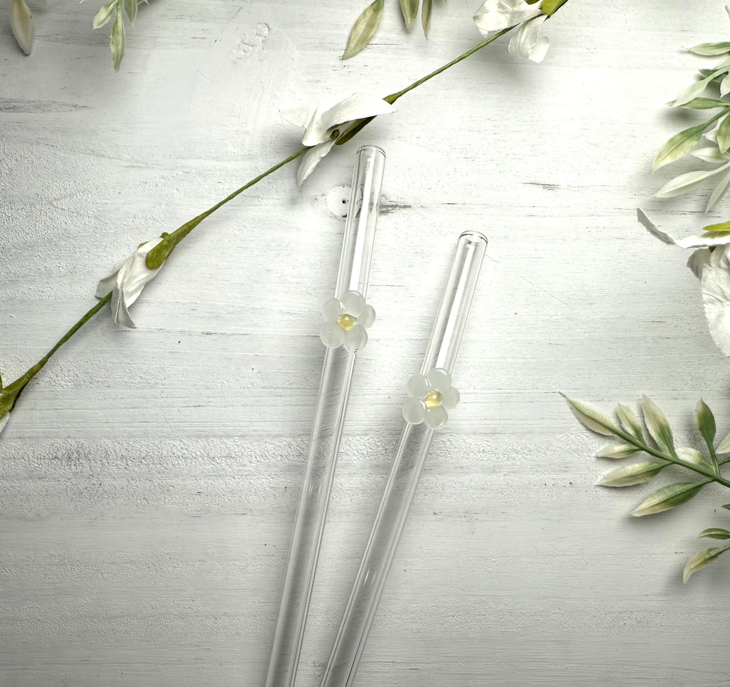 White Flower Glass Straw