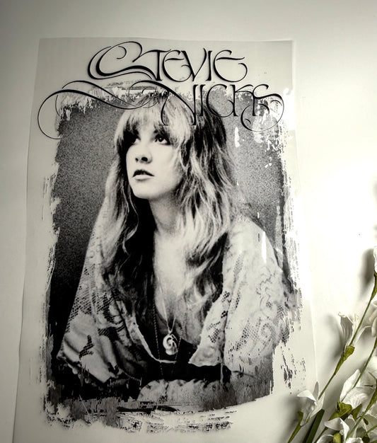 Vintage Stevie DTF