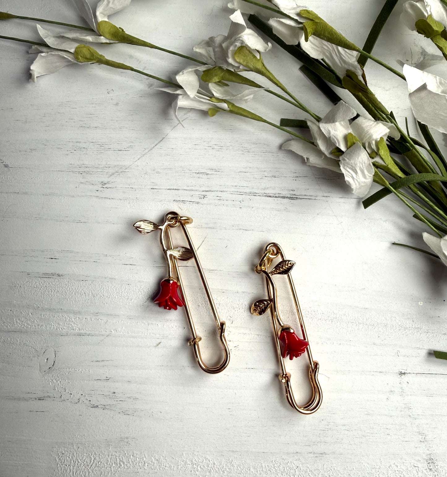 Hanging Rose Safety Pin -Planner Charms (Handmade)
