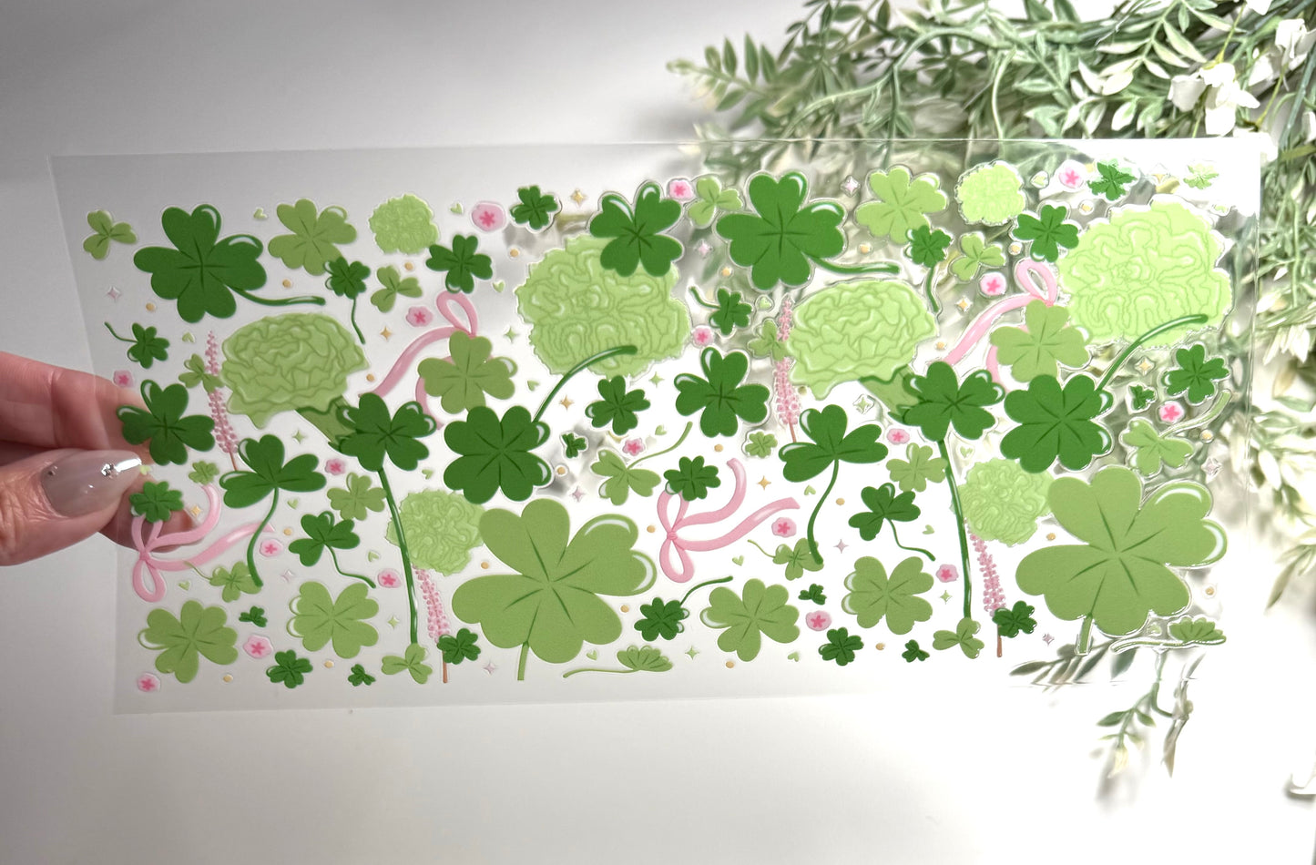 Pretty Clovers UVDTF 16oz