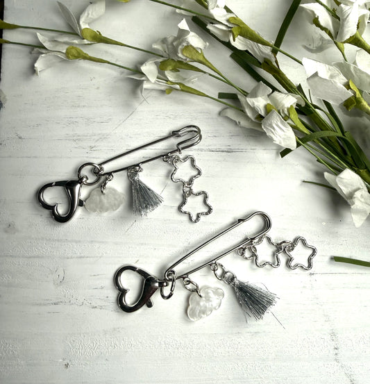 Jecii Heaven is Calling Stars Safety Pin-Planner Charm (Handmade)