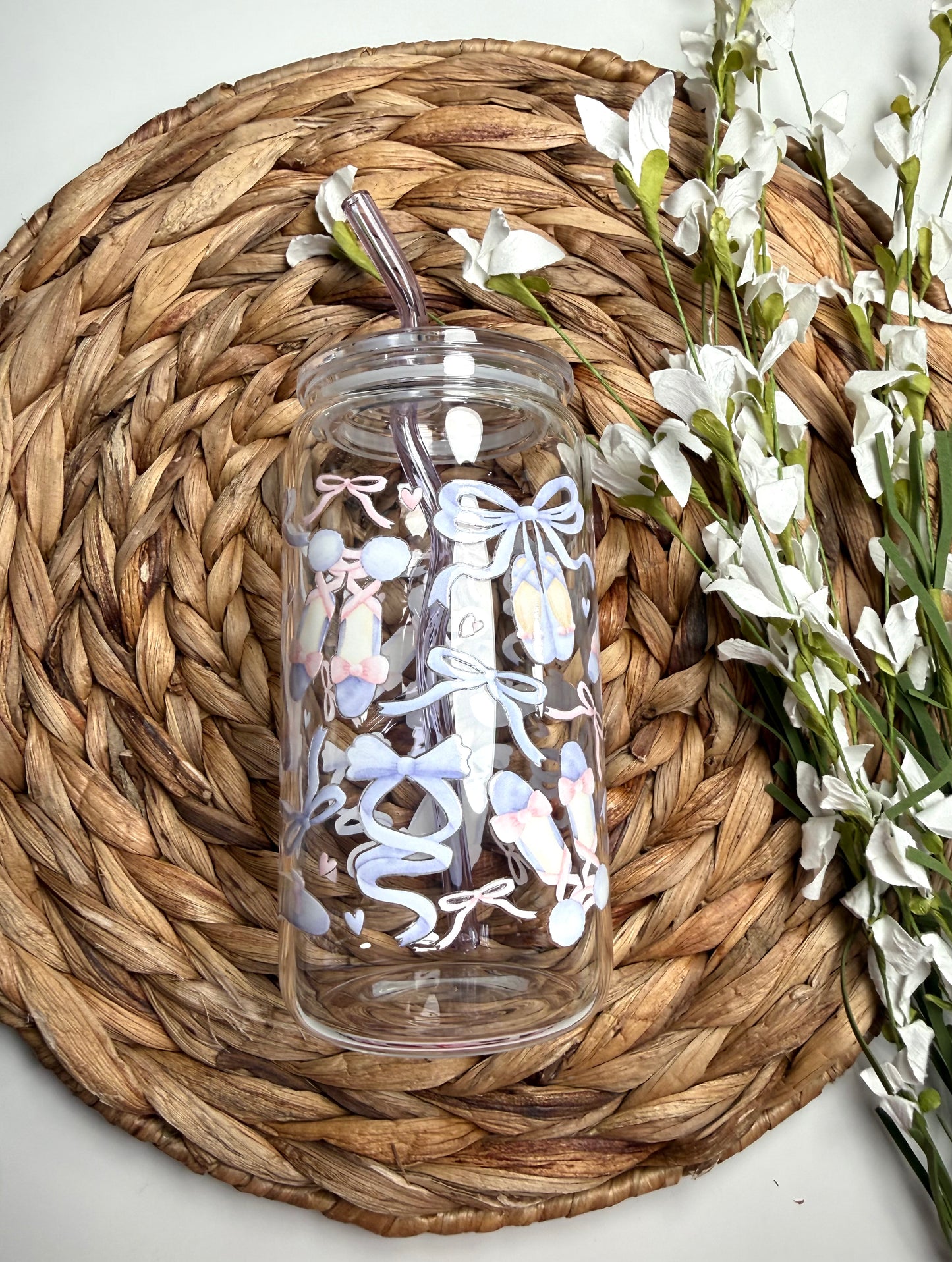Ballerina 160z cup w/purple straw